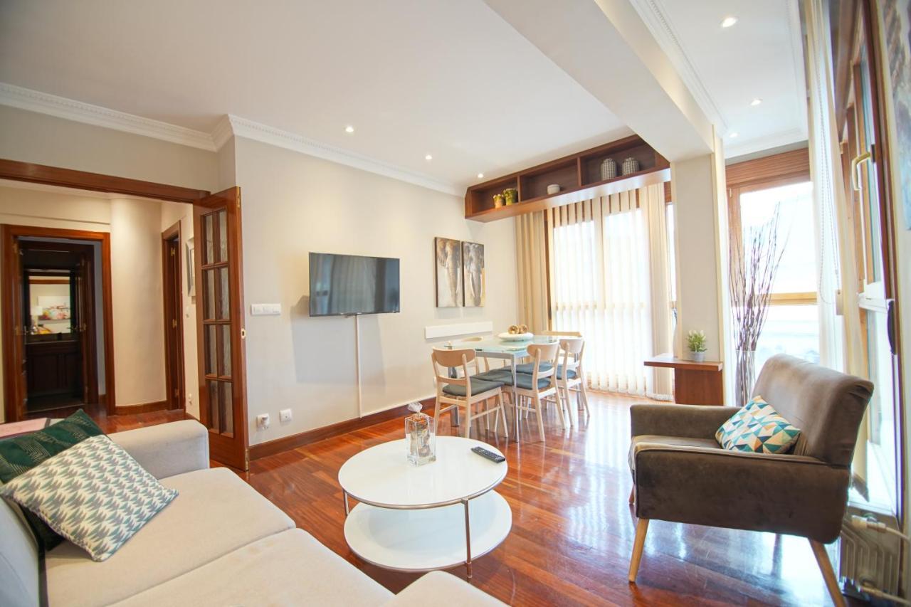 Piso Grande Y Luminoso En El Casco Viejo De Bilbao Apartment Екстериор снимка